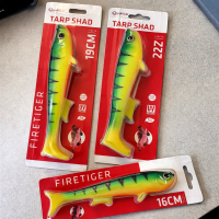 Quantum Tarp Shad firetiger Gummifisch Hecht 